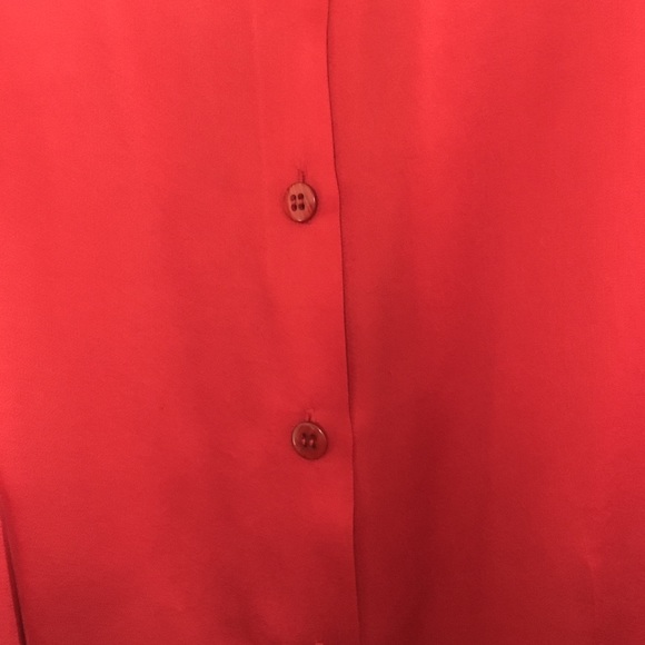 100% Silk Red Dana Bachman Top - Picture 6 of 6